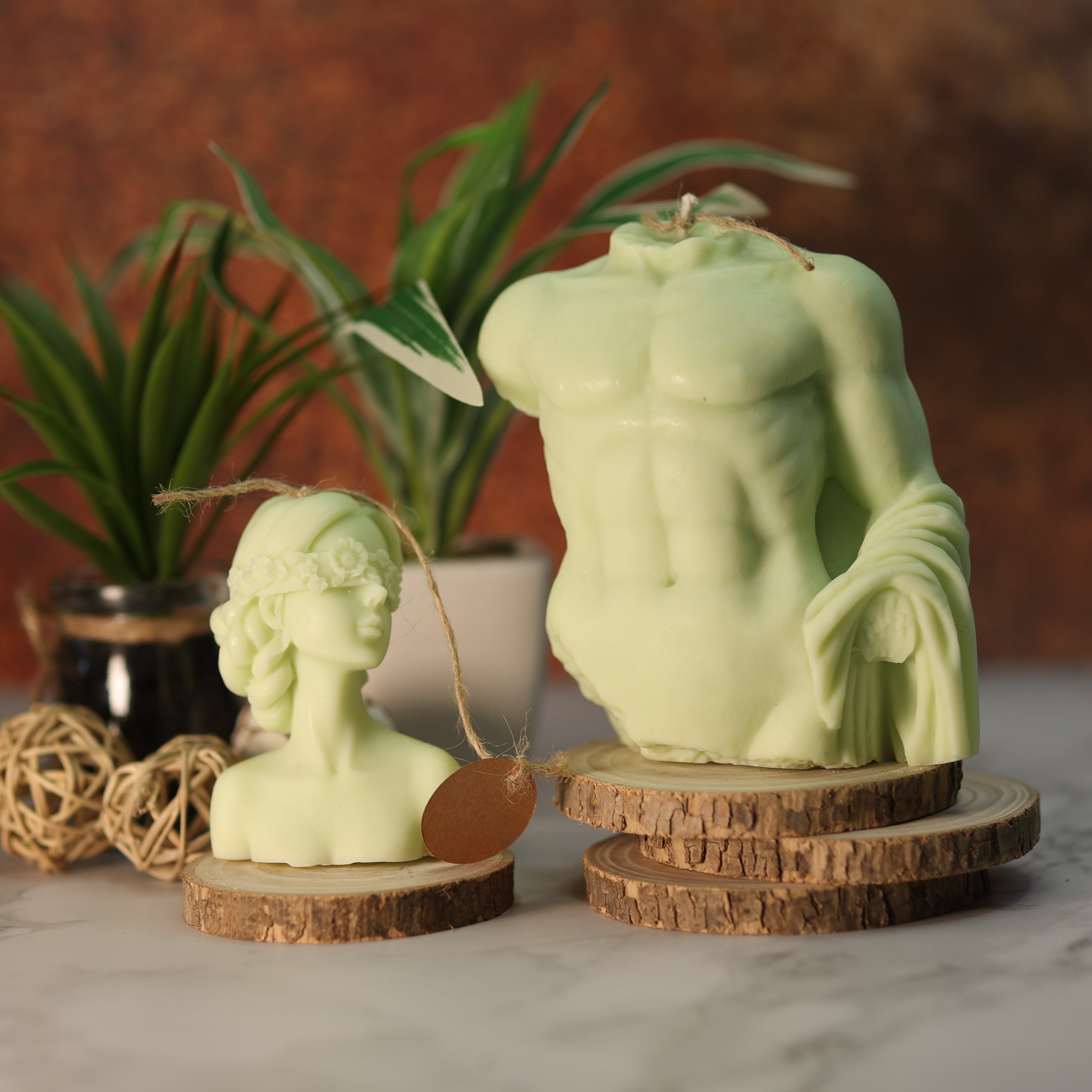 HERAKLES + ROSENFRAU Kerze Handgefertigt 100% natürliches Sojawachs Umweltfreundlich Bio-Baumwoll Docht Sauberes Brennerlebnis Natürliche Reinheit Wohnkultur Betörender Duft Warmes Licht Exquisite Kreation Handwerkliche Kunstfertigkeit